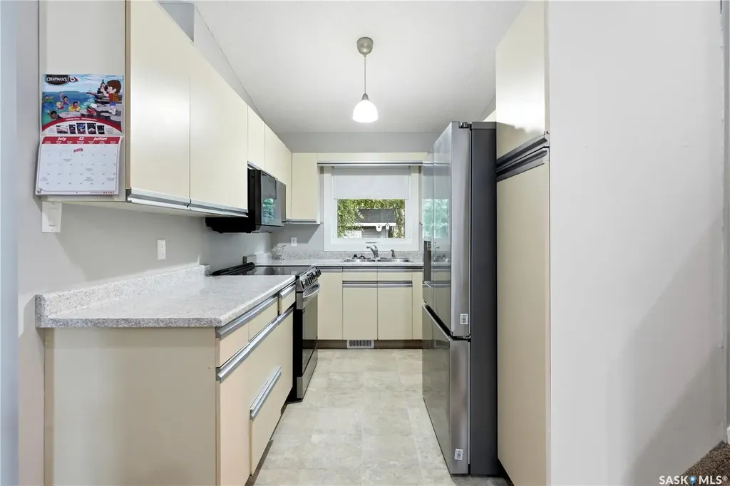 130 Flavelle Crescent Saskatoon SK S7L 6L2