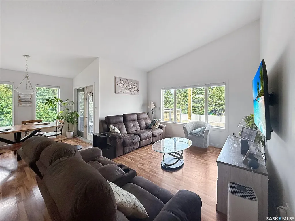 731 Adamson Crescent Shellbrook SK S0J 0B8