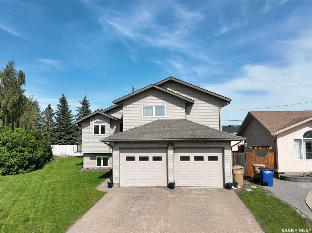 731 Adamson Crescent Shellbrook SK S0J 0B8