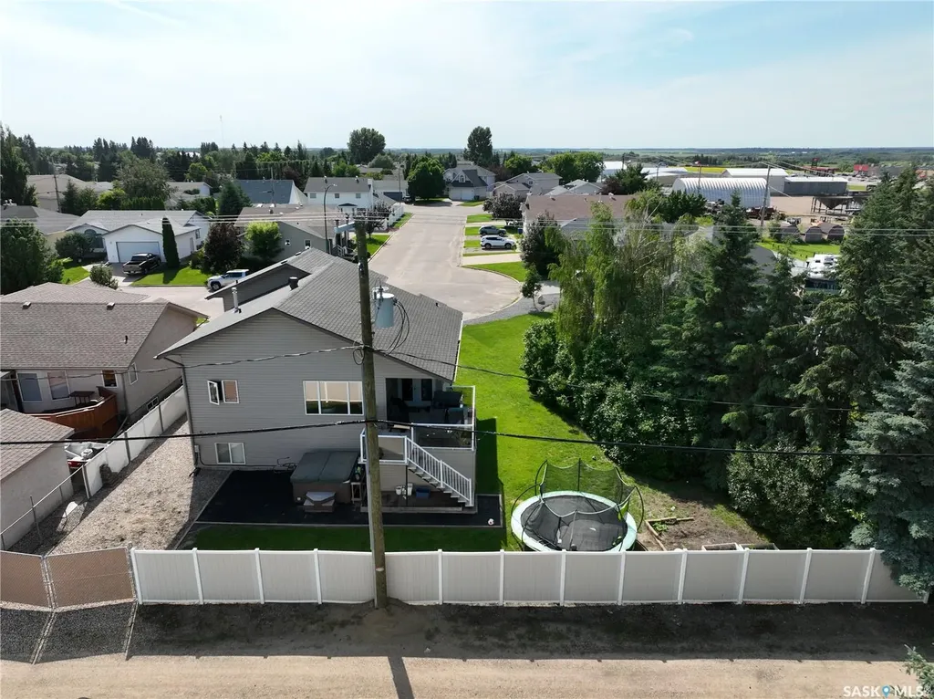 731 Adamson Crescent Shellbrook SK S0J 0B8