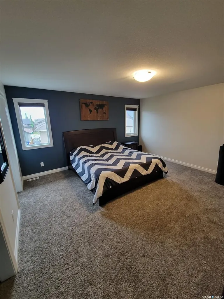718 Patrick Bay Saskatoon SK S7W 0G3