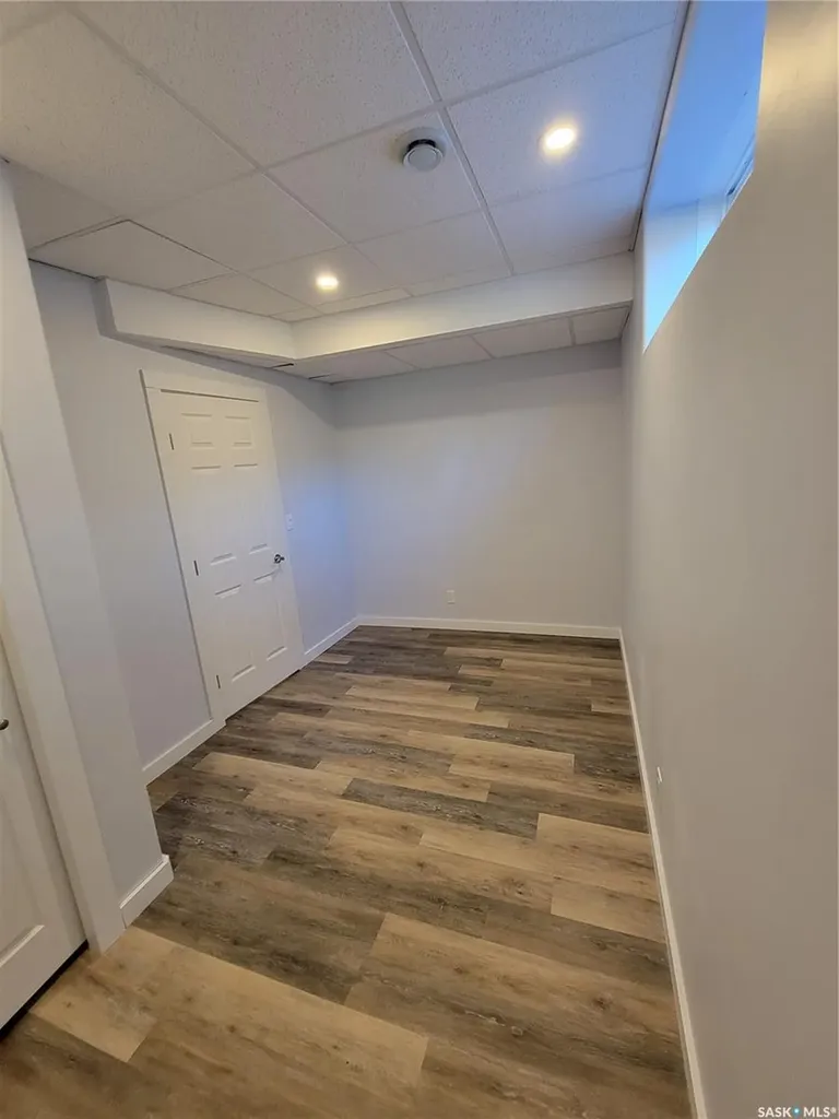 718 Patrick Bay Saskatoon SK S7W 0G3