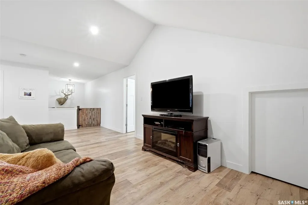 520 Burns Avenue Southey SK S0G 4P0