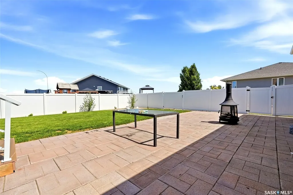 520 Burns Avenue Southey SK S0G 4P0