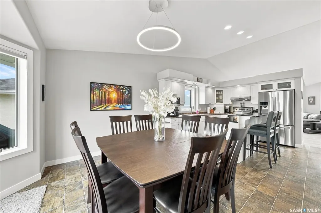 547 Bayview Terrace Saskatoon SK S7V 1V6