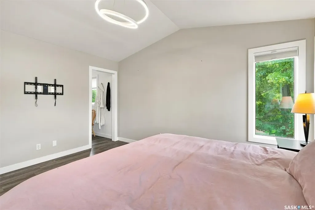 547 Bayview Terrace Saskatoon SK S7V 1V6
