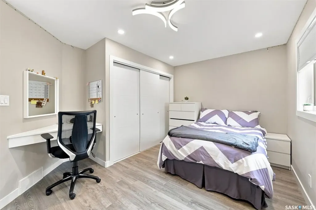 547 Bayview Terrace Saskatoon SK S7V 1V6