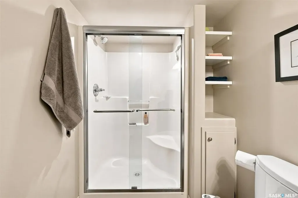 547 Bayview Terrace Saskatoon SK S7V 1V6