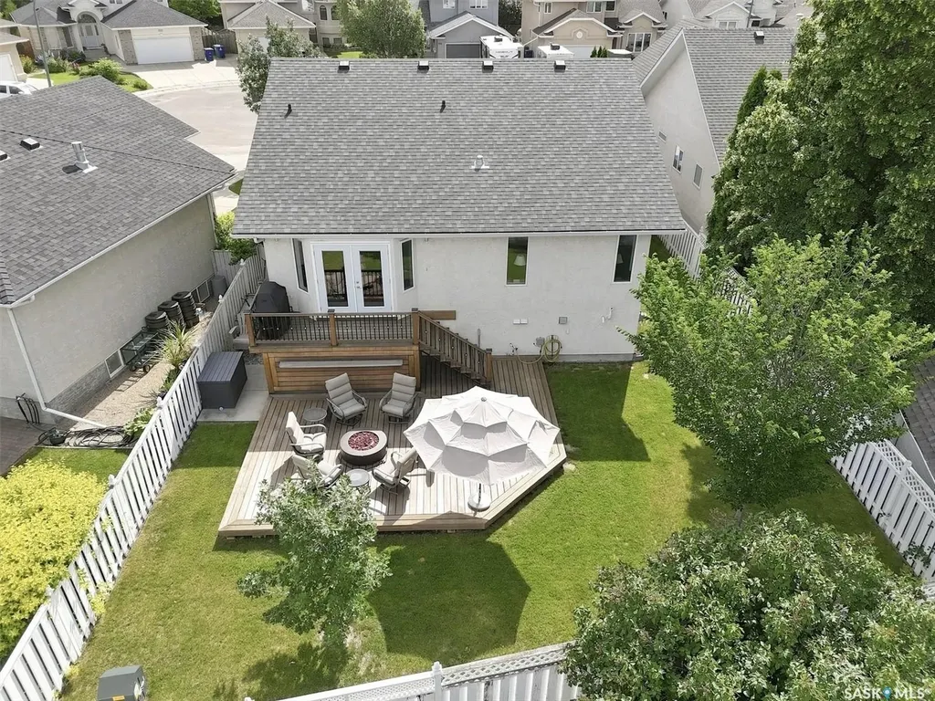 547 Bayview Terrace Saskatoon SK S7V 1V6