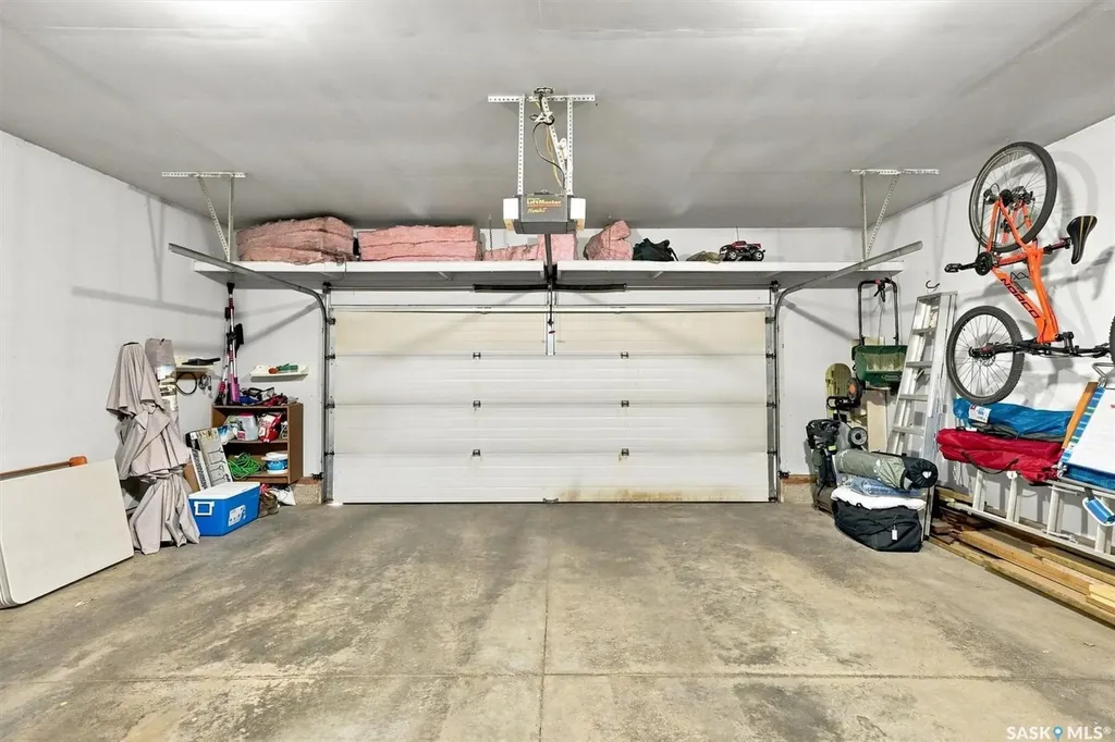 547 Bayview Terrace Saskatoon SK S7V 1V6