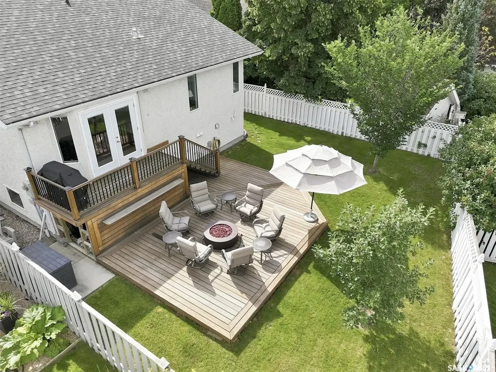 547 Bayview Terrace Saskatoon SK S7V 1V6