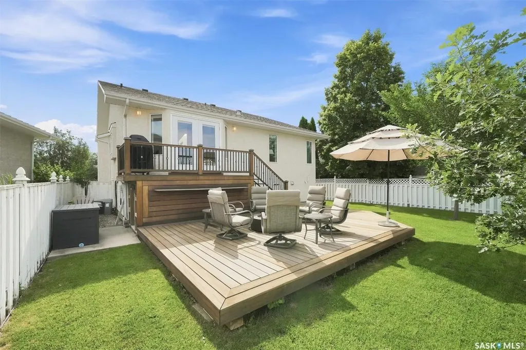 547 Bayview Terrace Saskatoon SK S7V 1V6