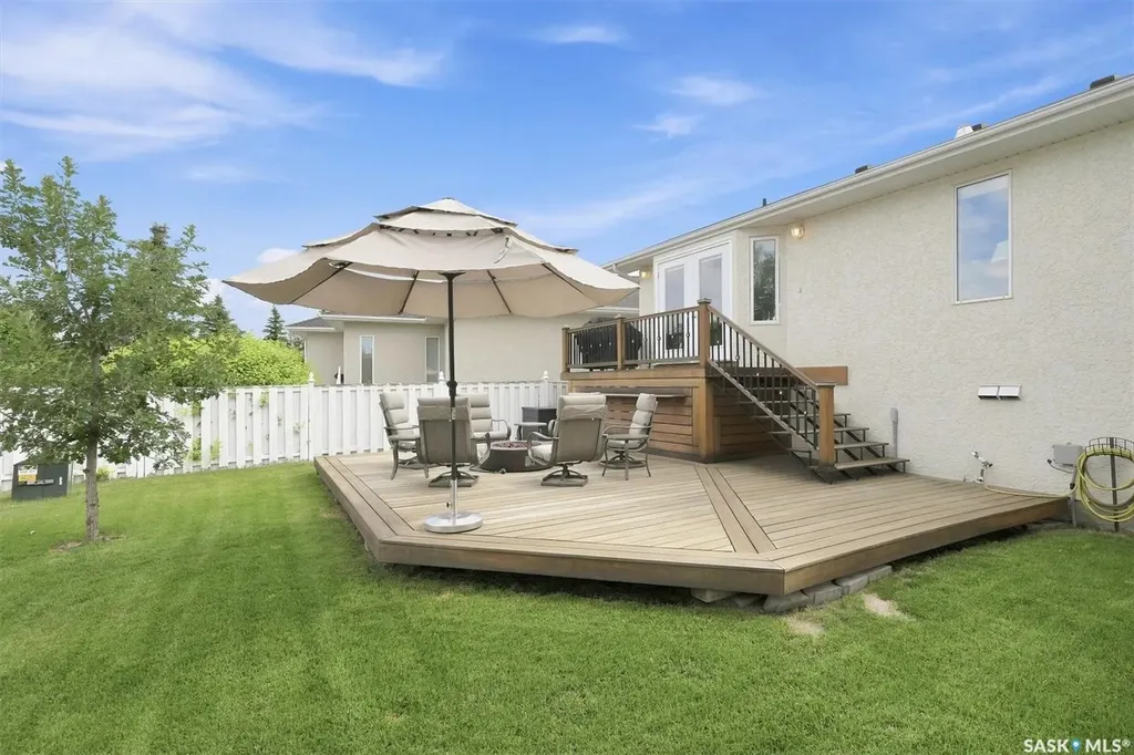 547 Bayview Terrace Saskatoon SK S7V 1V6