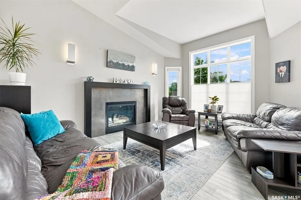 547 Bayview Terrace Saskatoon SK S7V 1V6