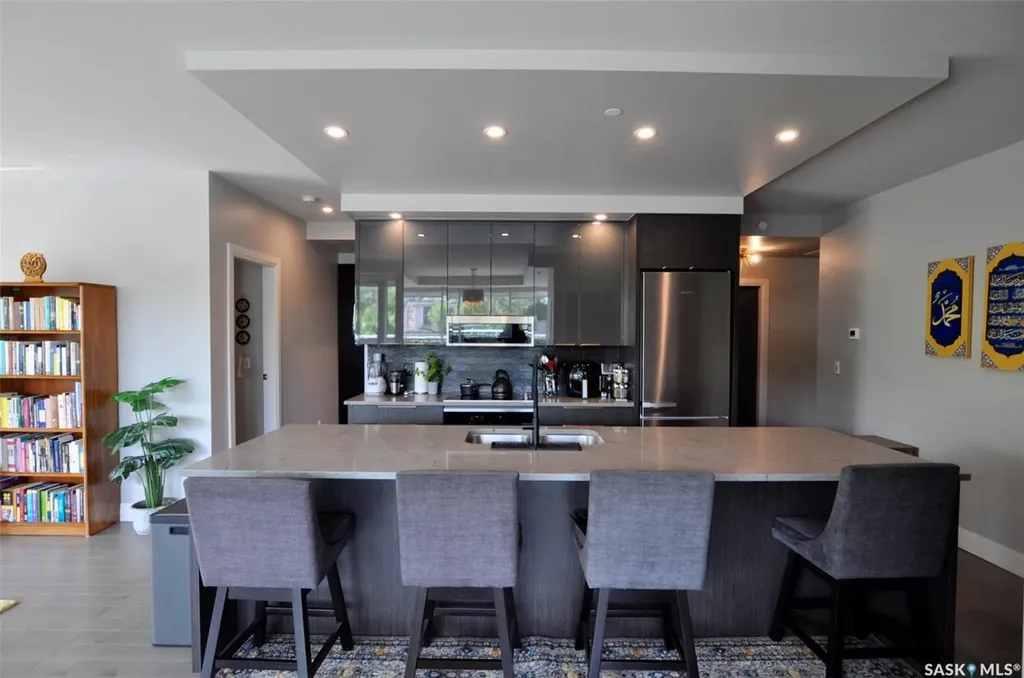 637 University Drive Saskatoon SK S7N 0H8