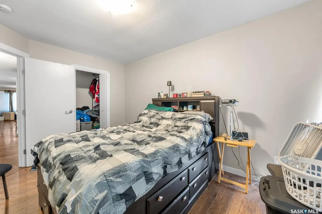 683 Garnet Street Regina SK S4T 2W9