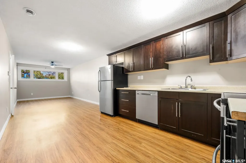 683 Garnet Street Regina SK S4T 2W9