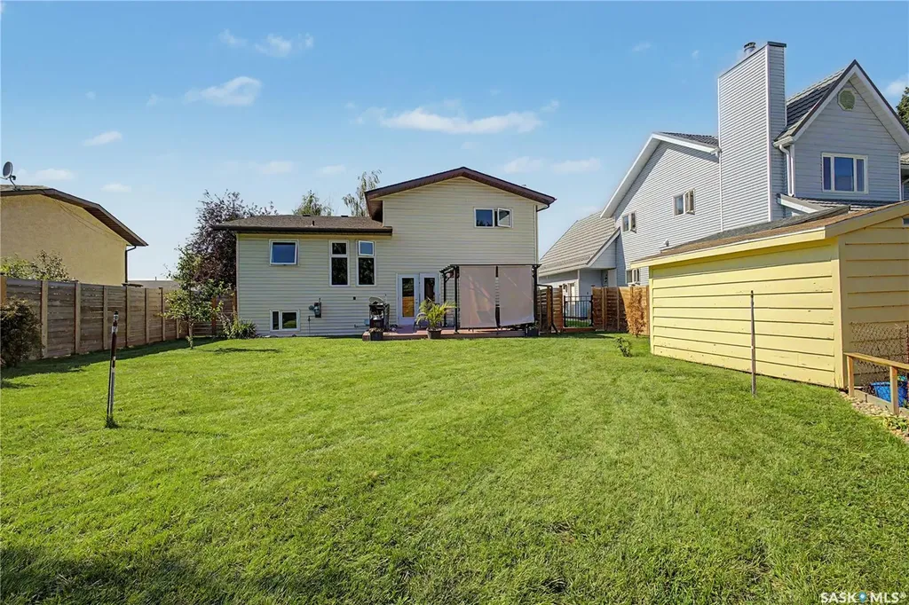 1791 Barton Drive Prince Albert SK S6V 7W1