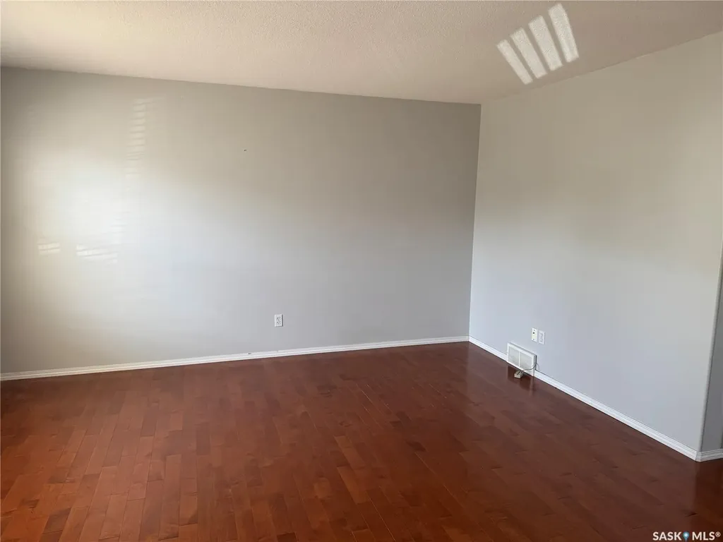 203 Herold Terrace Saskatoon SK S7V 1H5