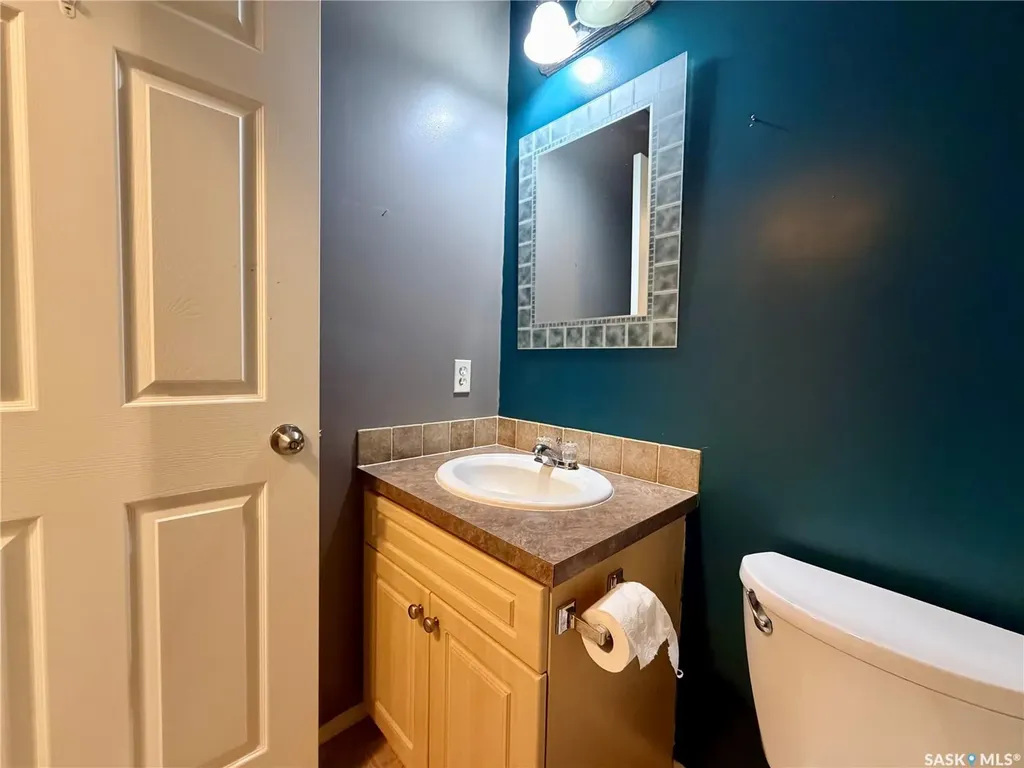1050 Hochelaga Street W Moose Jaw SK S6H 2H9