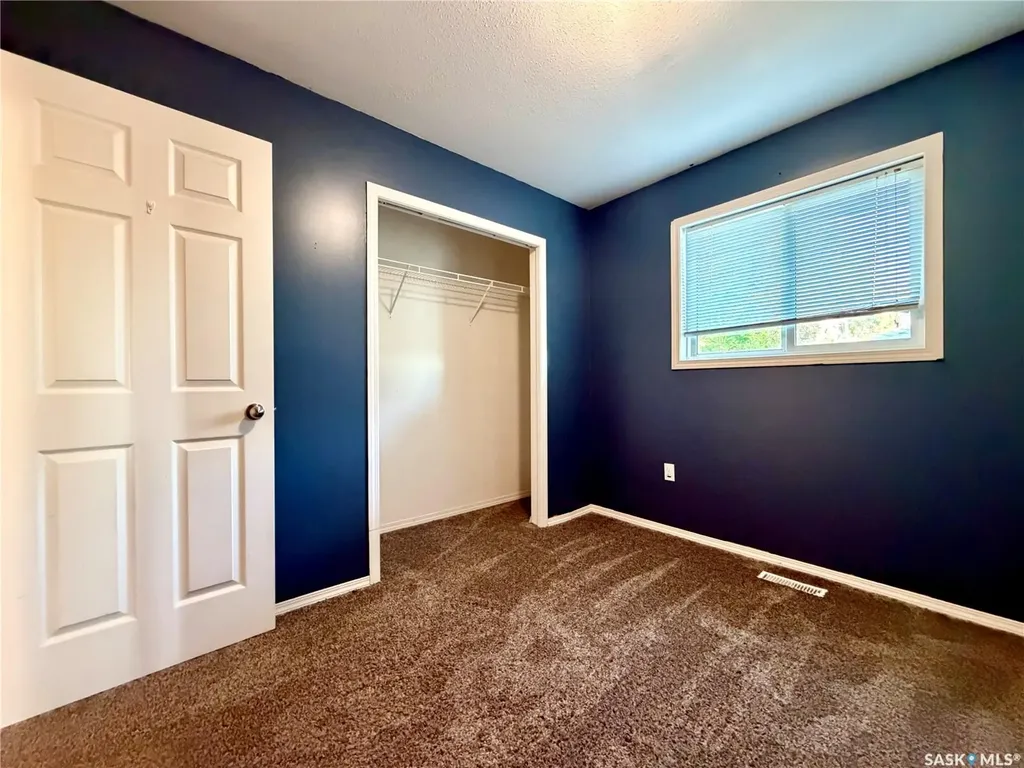 1050 Hochelaga Street W Moose Jaw SK S6H 2H9
