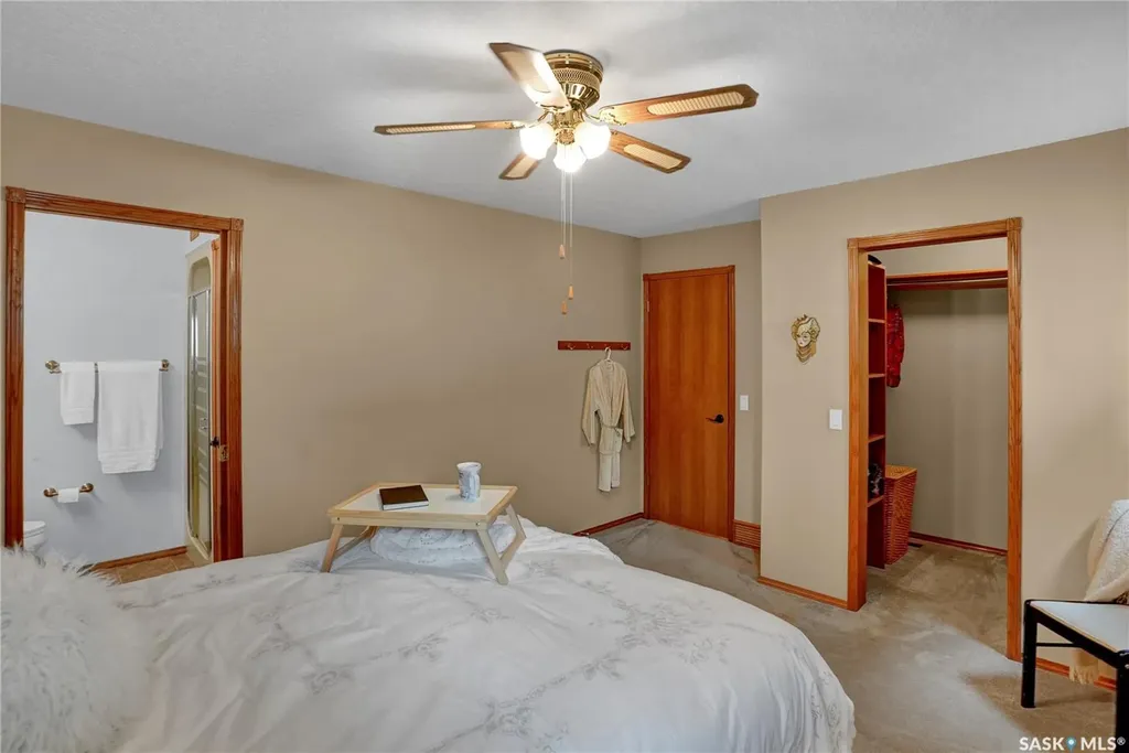 3474 Olive Grove Regina SK S4V 2P3