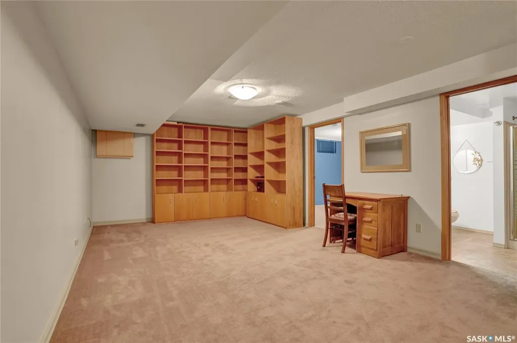 3474 Olive Grove Regina SK S4V 2P3