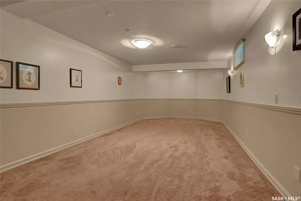 3474 Olive Grove Regina SK S4V 2P3