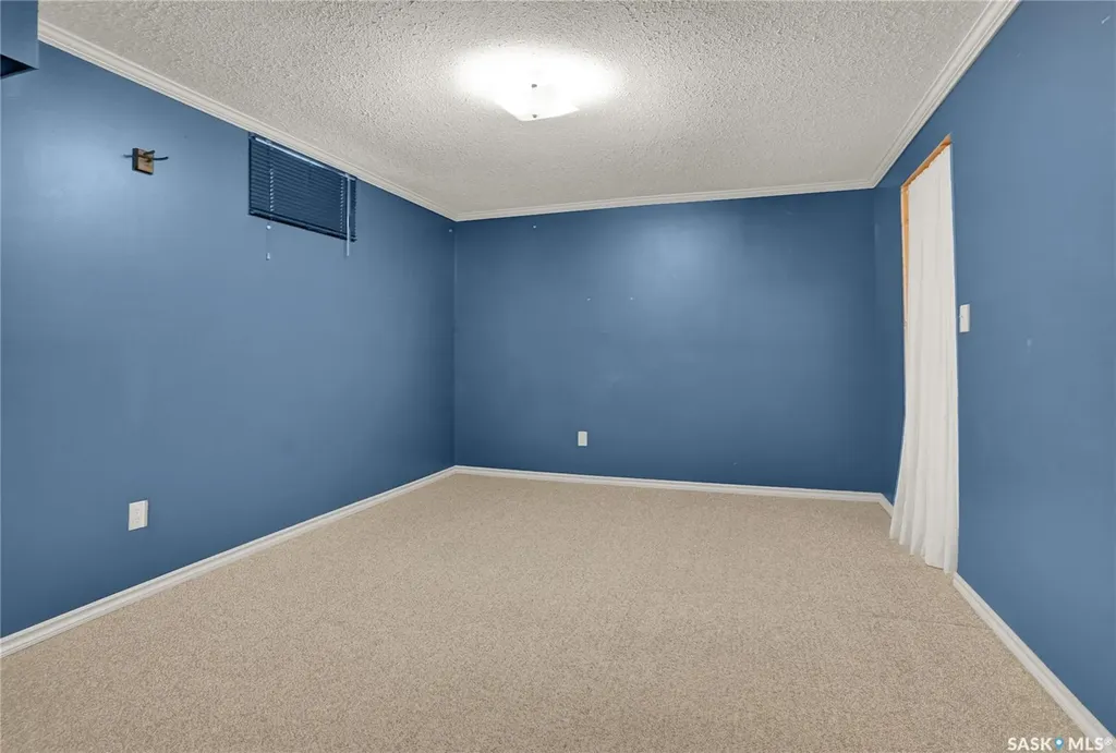 3474 Olive Grove Regina SK S4V 2P3