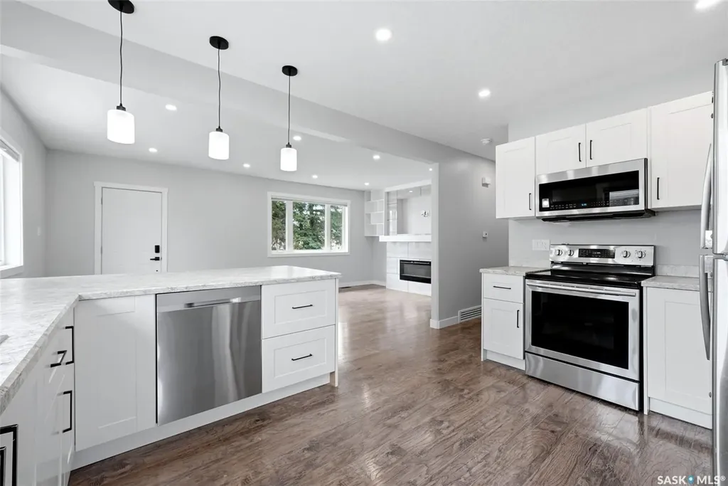 1601 Lacon Street Regina SK S4N 1Z5