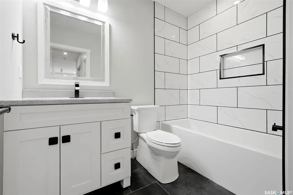 1601 Lacon Street Regina SK S4N 1Z5