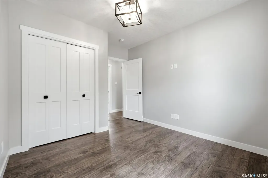 1601 Lacon Street Regina SK S4N 1Z5