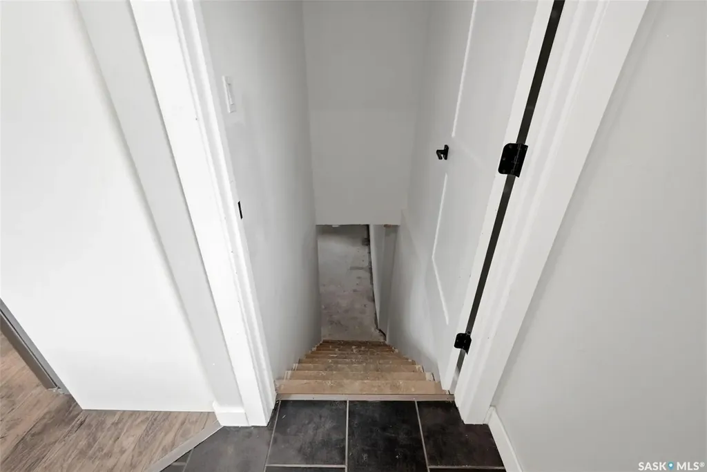 1601 Lacon Street Regina SK S4N 1Z5