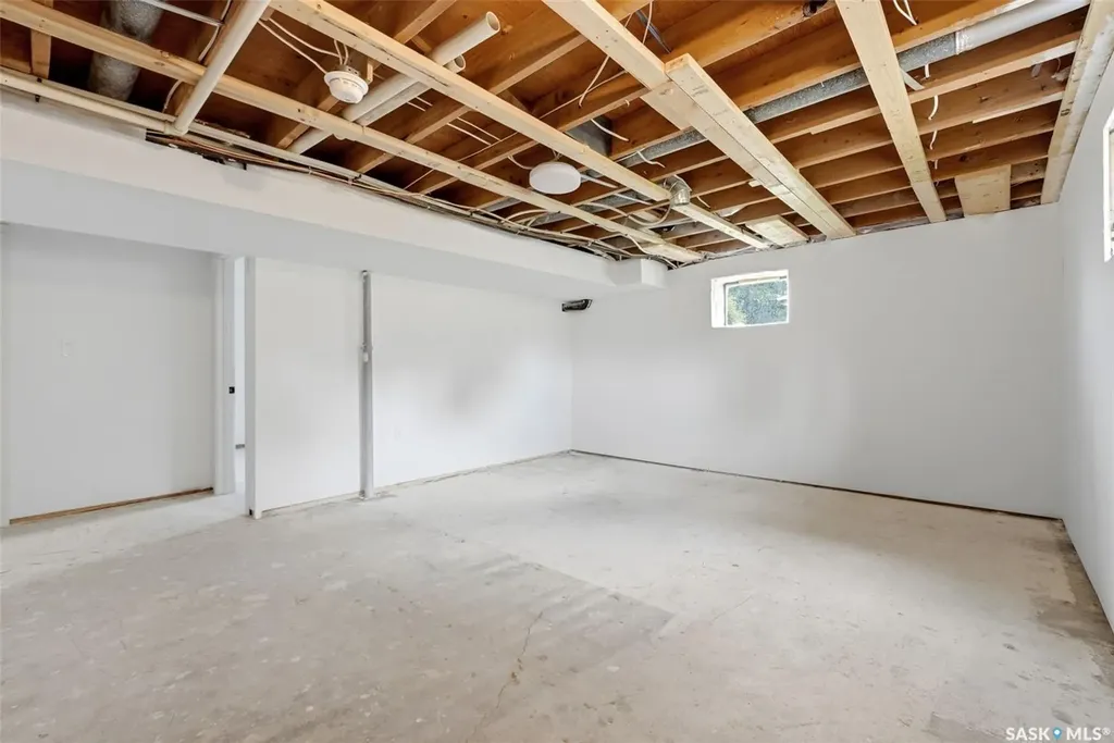 1601 Lacon Street Regina SK S4N 1Z5