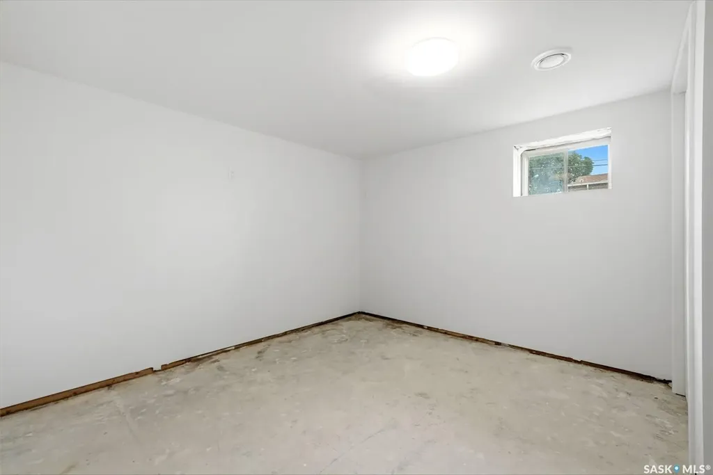 1601 Lacon Street Regina SK S4N 1Z5