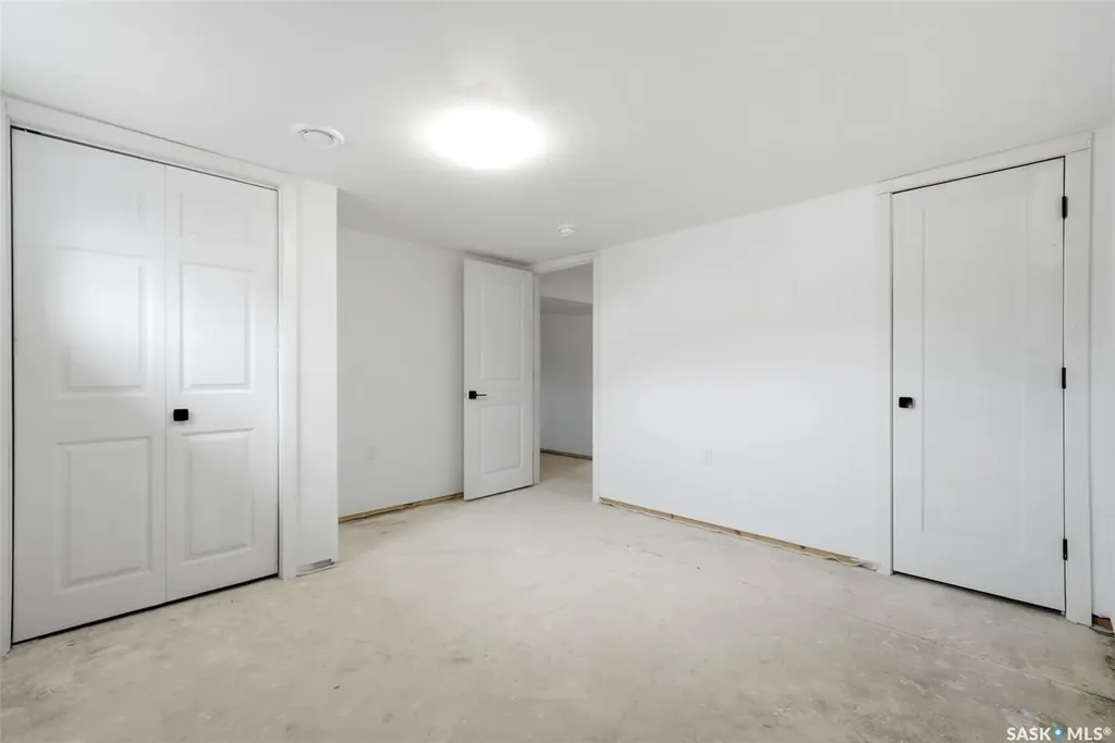 1601 Lacon Street Regina SK S4N 1Z5