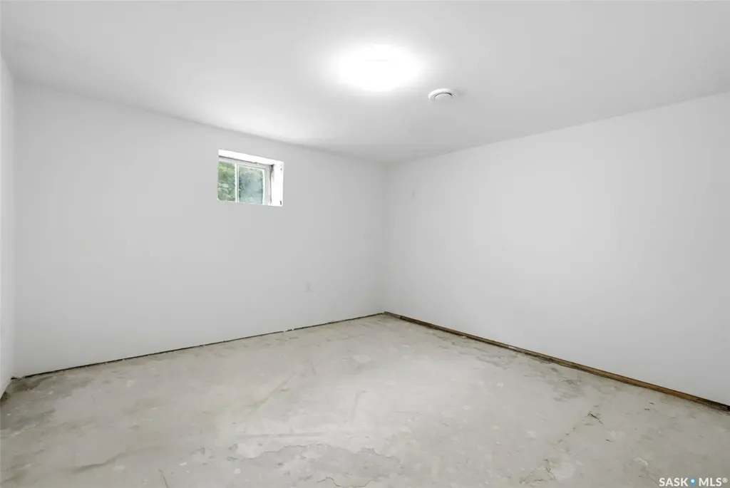 1601 Lacon Street Regina SK S4N 1Z5
