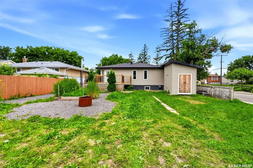 1601 Lacon Street Regina SK S4N 1Z5