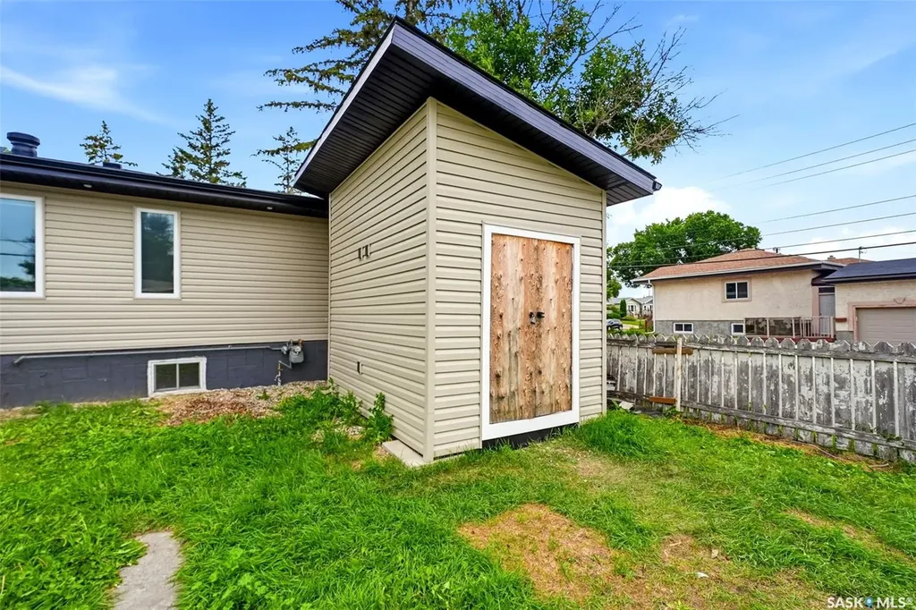 1601 Lacon Street Regina SK S4N 1Z5