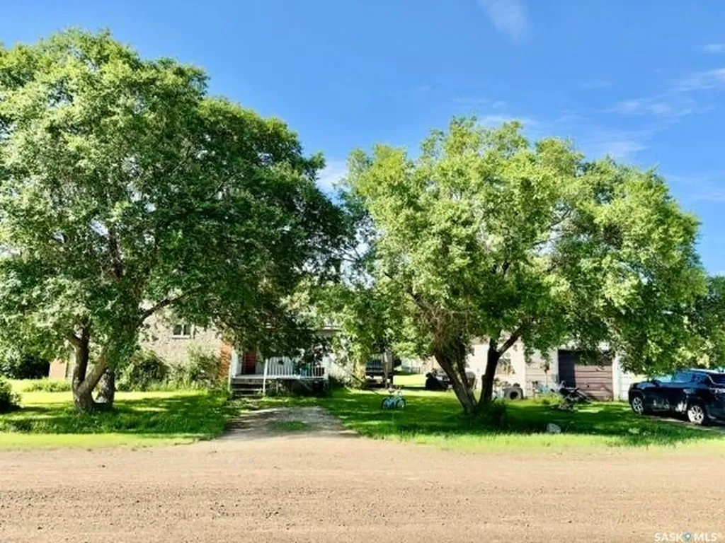213 1st Avenue S St. Gregor SK S0K 3X0