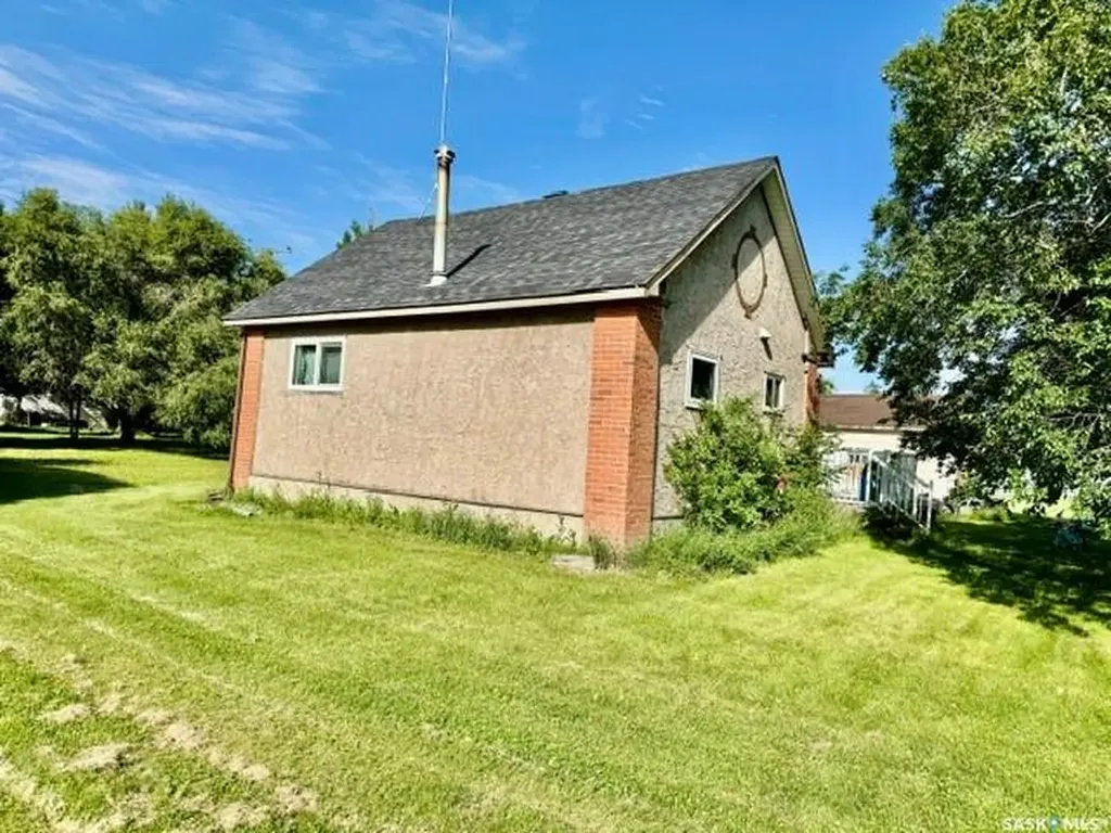 213 1st Avenue S St. Gregor SK S0K 3X0