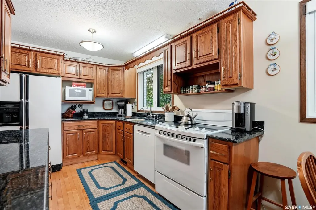 3801 Diefenbaker Drive Saskatoon SK S7L 5C6
