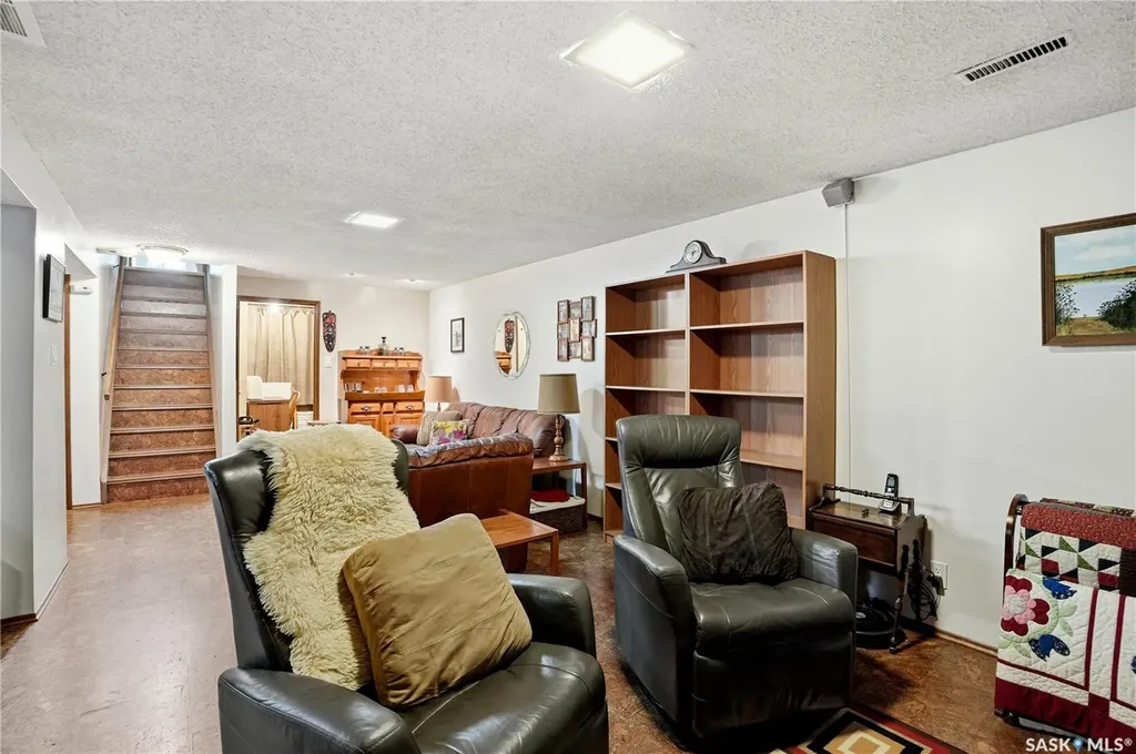 3801 Diefenbaker Drive Saskatoon SK S7L 5C6