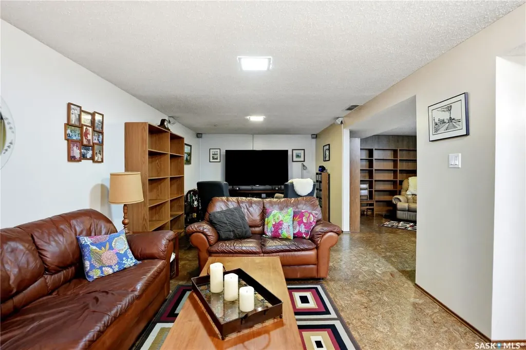 3801 Diefenbaker Drive Saskatoon SK S7L 5C6