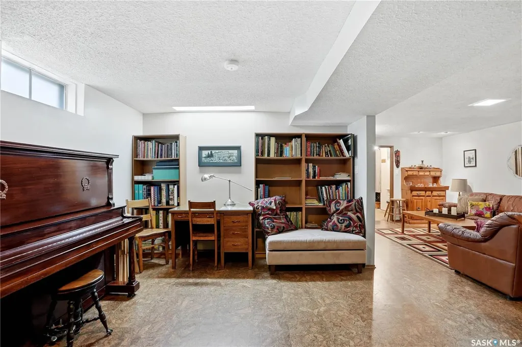 3801 Diefenbaker Drive Saskatoon SK S7L 5C6