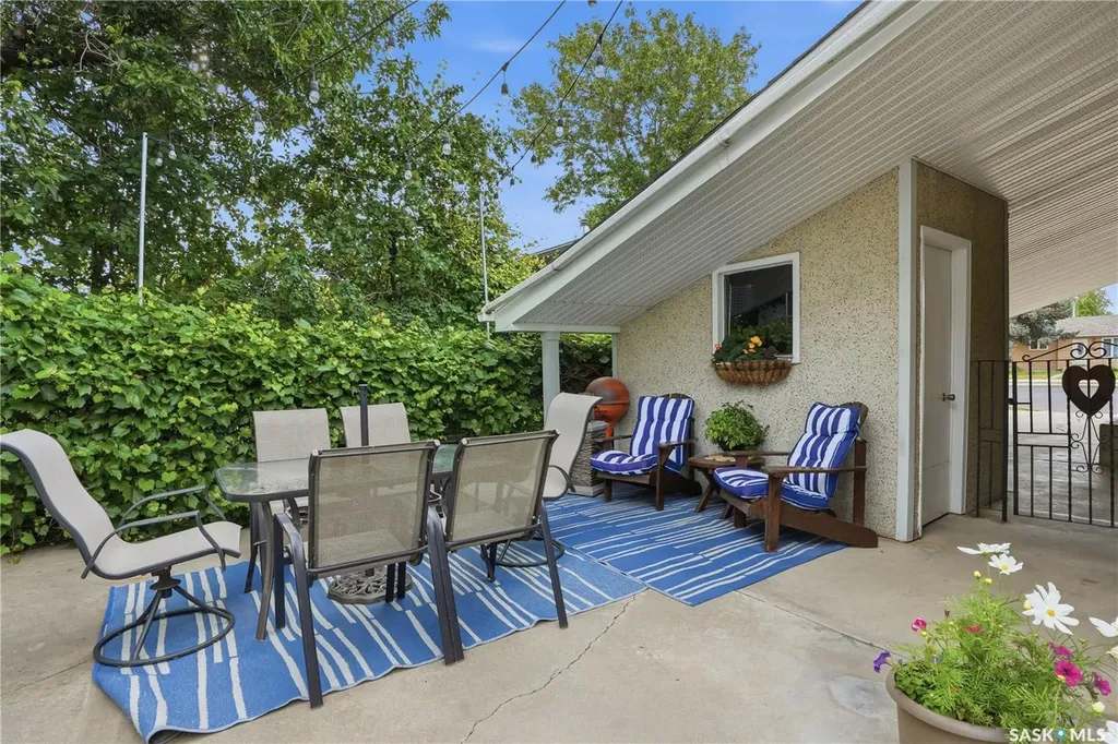 3801 Diefenbaker Drive Saskatoon SK S7L 5C6