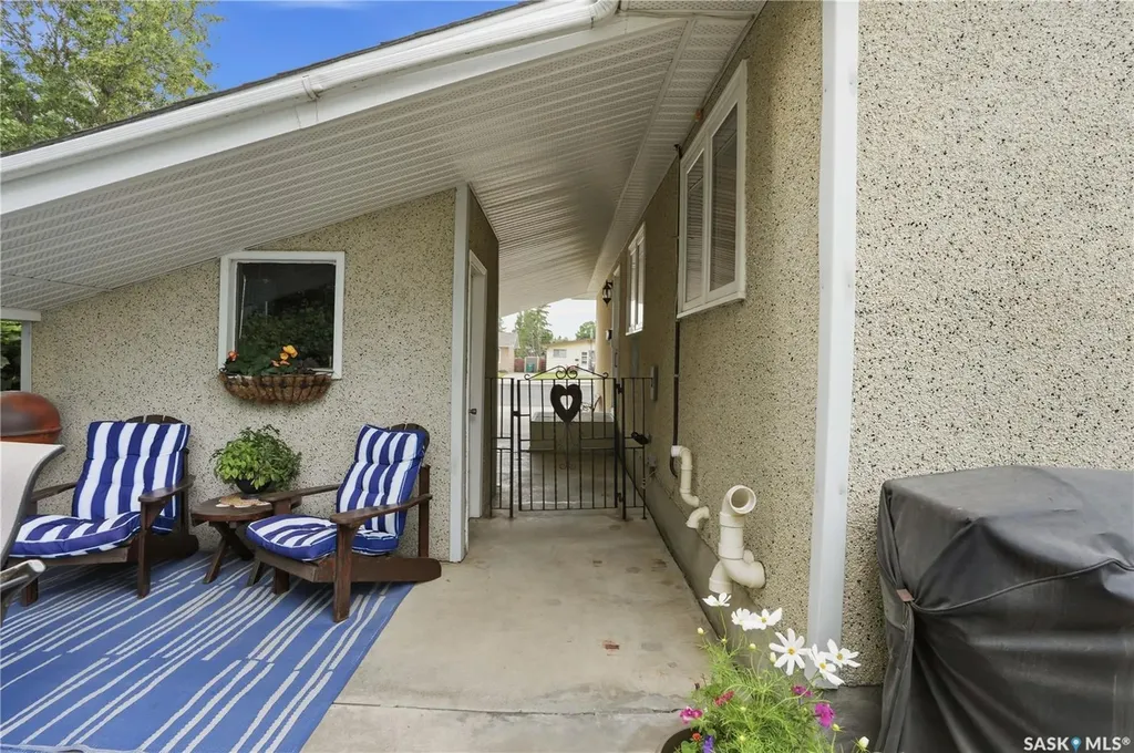 3801 Diefenbaker Drive Saskatoon SK S7L 5C6