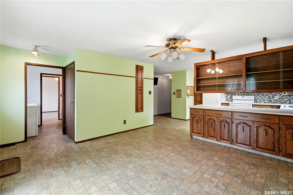 705 Main Street Rosetown SK S0L 2V0