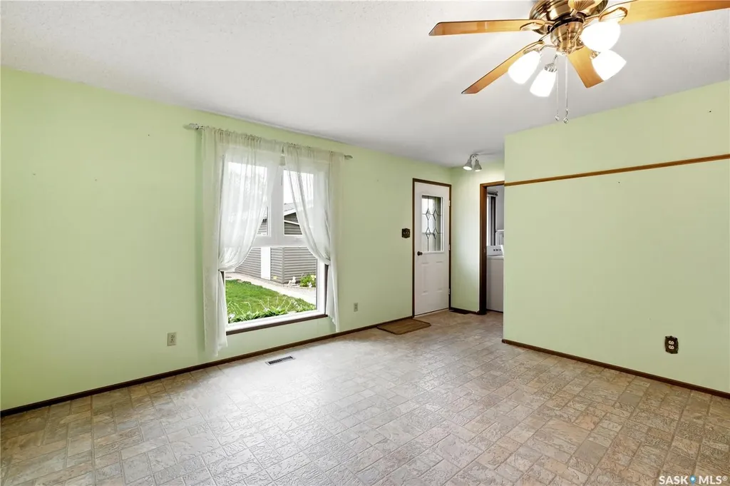 705 Main Street Rosetown SK S0L 2V0