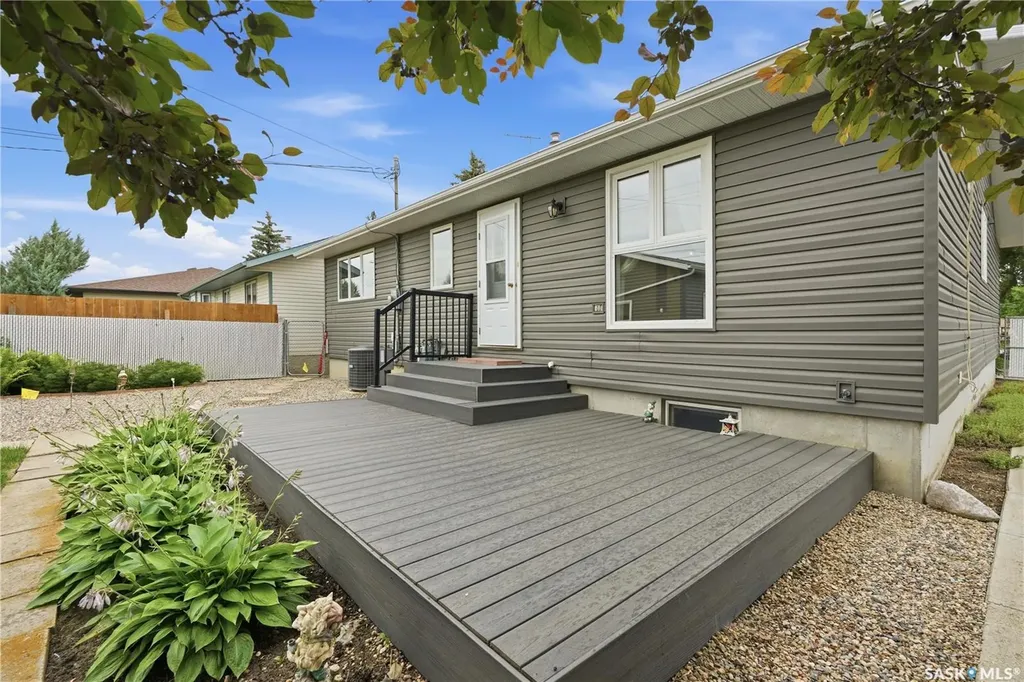 705 Main Street Rosetown SK S0L 2V0